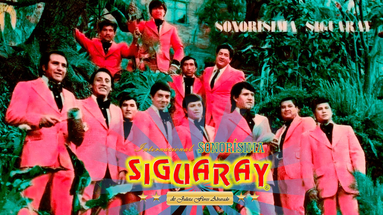 La Sonorísima Siguaray con trajes rosas