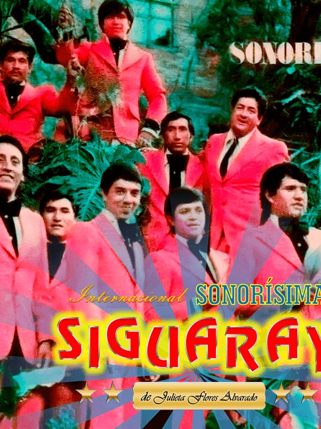 La Sonorísima Siguaray con trajes rosas